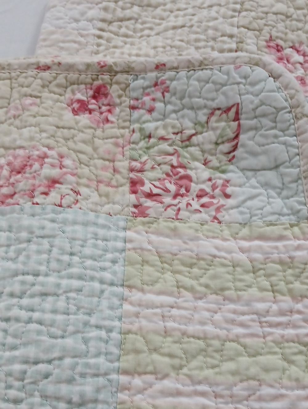 Vintage Quilted Shams - Picture 5 of 9
